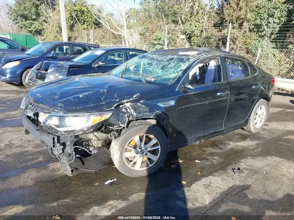 5XXGT4L35GG099698 2016 KIA OPTIMA - Image 2