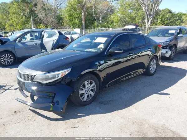 5XXGT4L35GG102289 2016 KIA OPTIMA - Image 2