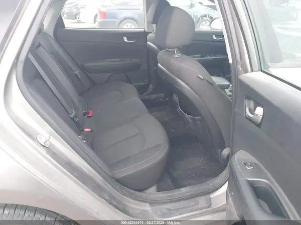 5XXGT4L35GG102549 2016 KIA OPTIMA - Image 8
