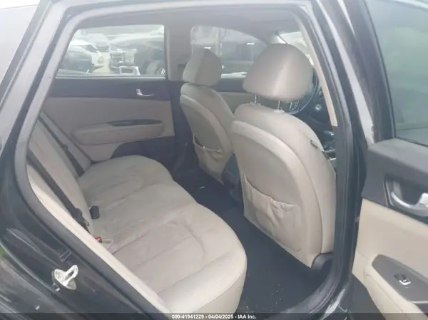 5XXGT4L35GG107198 2016 KIA OPTIMA - Image 8
