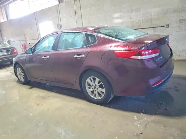 5XXGT4L35GG111817 2016 KIA OPTIMA - Image 2