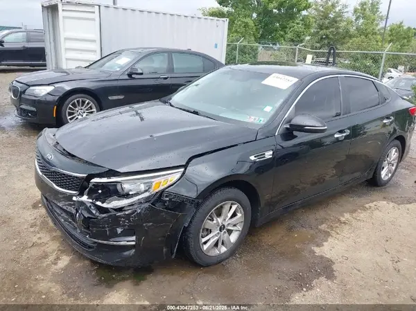 5XXGT4L35GG116774 2016 KIA OPTIMA - Image 2