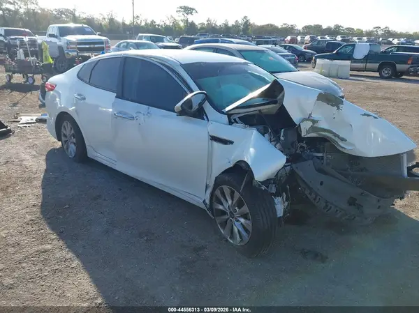 5XXGT4L35HG123595 2017 KIA OPTIMA - Image 1