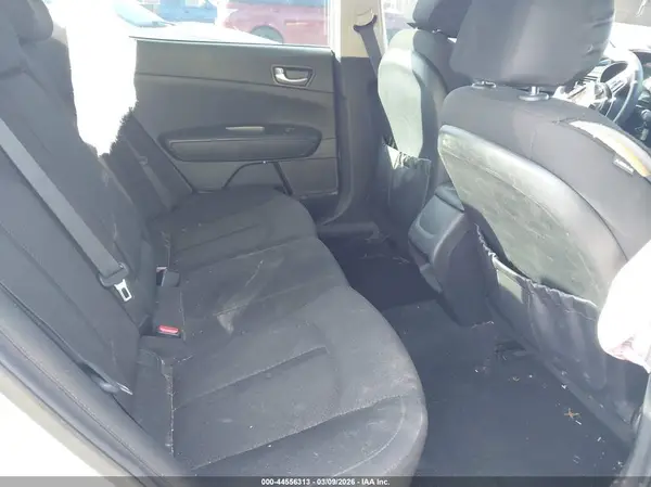 5XXGT4L35HG123595 2017 KIA OPTIMA - Image 8