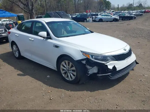 5XXGT4L35HG123998 2017 KIA OPTIMA - Image 1