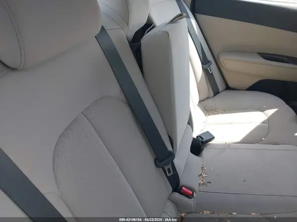 5XXGT4L35HG123998 2017 KIA OPTIMA - Image 8