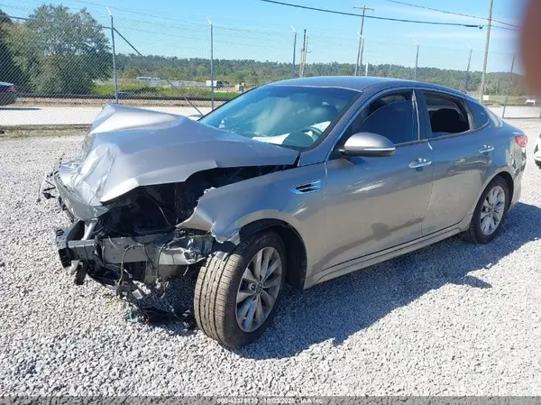 5XXGT4L35HG125010 2017 KIA OPTIMA - Image 2