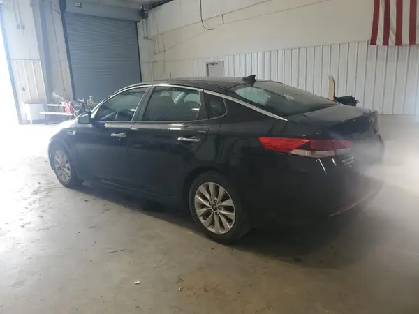 5XXGT4L35HG125153 2017 KIA OPTIMA - Image 2
