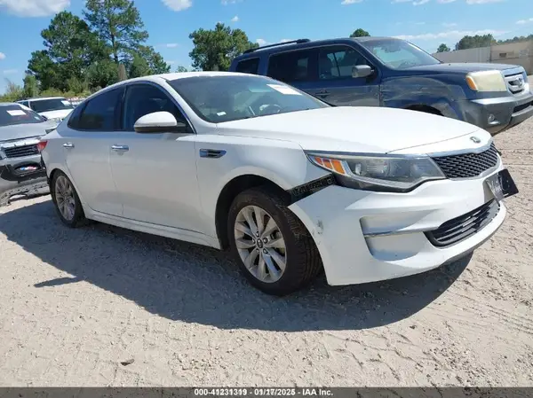 5XXGT4L35HG125508 2017 KIA OPTIMA - Image 1