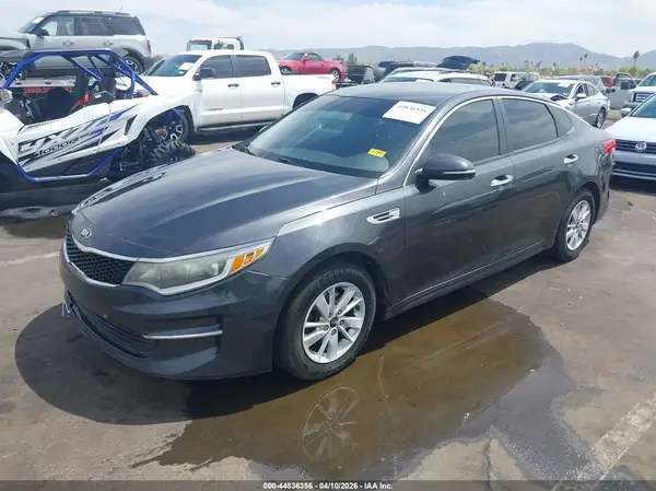 5XXGT4L35HG126674 2017 KIA OPTIMA - Image 2