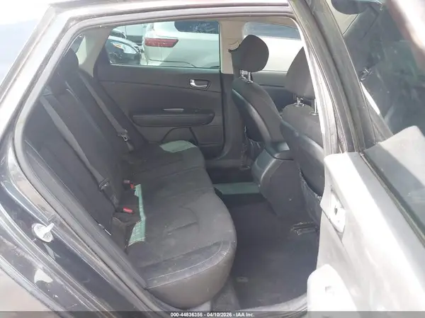 5XXGT4L35HG126674 2017 KIA OPTIMA - Image 8