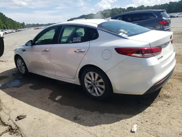 5XXGT4L35HG133608 2017 KIA OPTIMA - Image 2