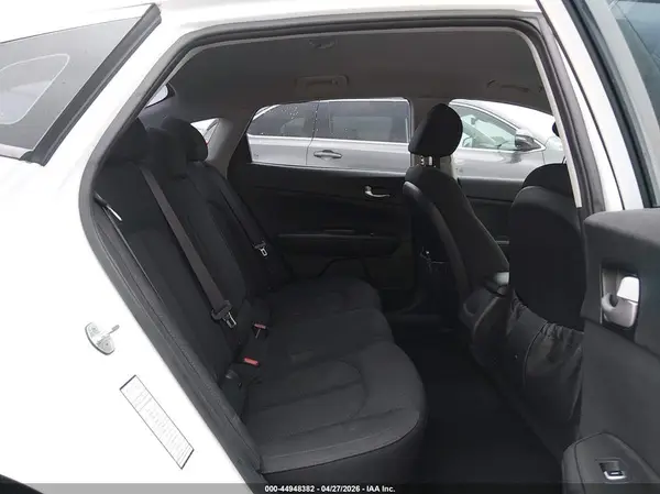 5XXGT4L35HG133625 2017 KIA OPTIMA - Image 8