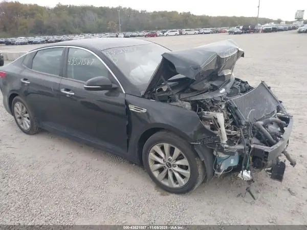 5XXGT4L35HG133933 2017 KIA OPTIMA - Image 1