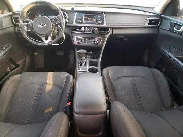 5XXGT4L35HG134063 2017 KIA OPTIMA - Image 8