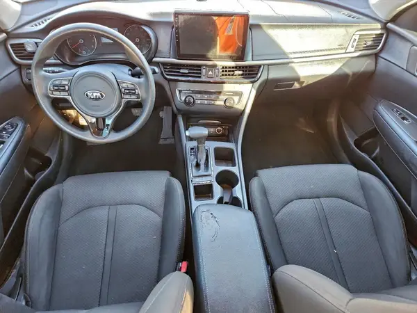 5XXGT4L35HG134144 2017 KIA OPTIMA - Image 8