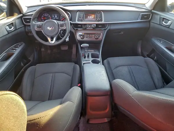 5XXGT4L35HG134211 2017 KIA OPTIMA - Image 8