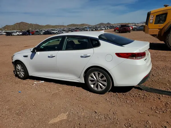 5XXGT4L35HG139084 2017 KIA OPTIMA - Image 2