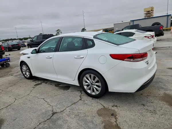 5XXGT4L35HG141062 2017 KIA OPTIMA - Image 2