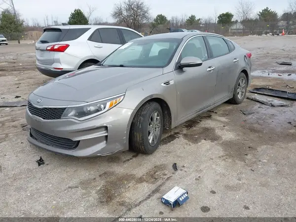 5XXGT4L35HG142308 2017 KIA OPTIMA - Image 2