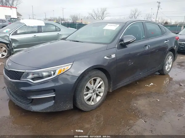 5XXGT4L35HG146553 2017 KIA OPTIMA - Image 2