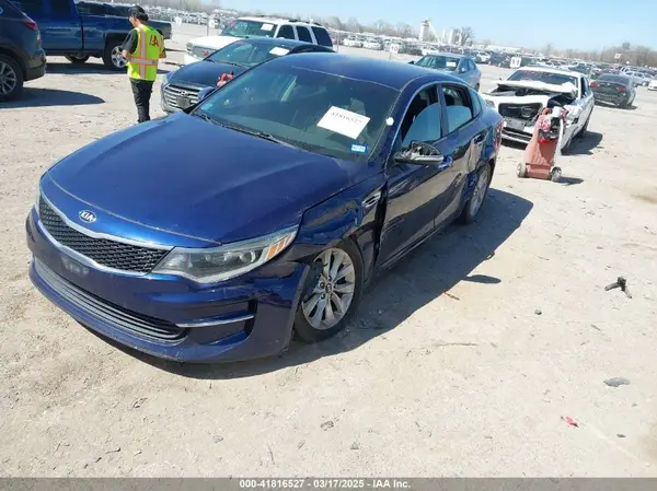 5XXGT4L35HG146696 2017 KIA OPTIMA - Image 2