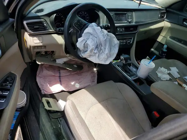 5XXGT4L35HG146844 2017 KIA OPTIMA - Image 8