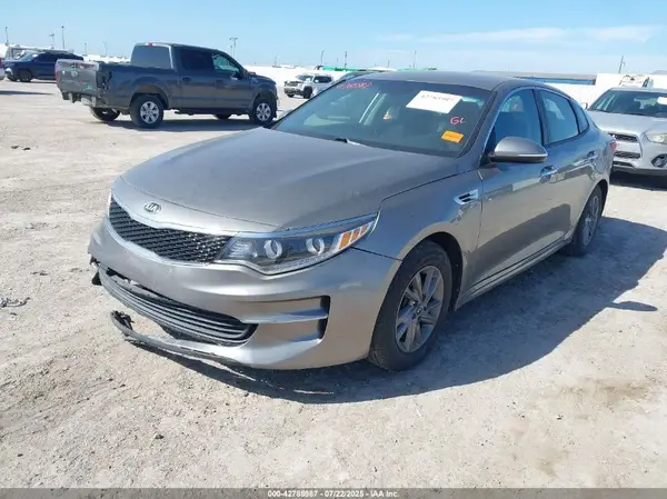 5XXGT4L35HG149050 2017 KIA OPTIMA - Image 2