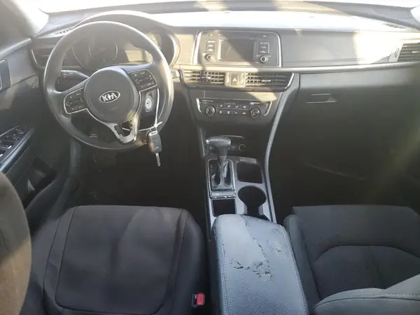 5XXGT4L35HG155883 2017 KIA OPTIMA - Image 8