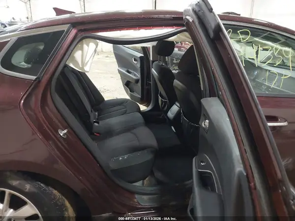 5XXGT4L35HG156824 2017 KIA OPTIMA - Image 8