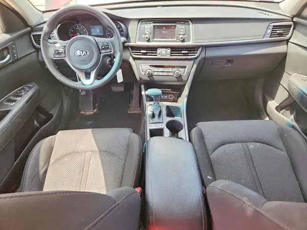 5XXGT4L35HG156967 2017 KIA OPTIMA - Image 8