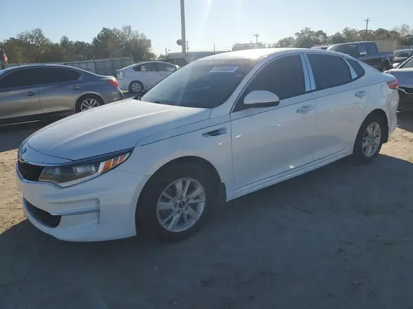 5XXGT4L35HG157567 2017 KIA OPTIMA - Image 1