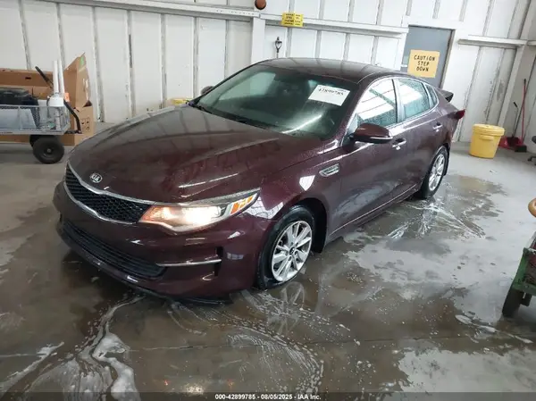 5XXGT4L35HG157908 2017 KIA OPTIMA - Image 2