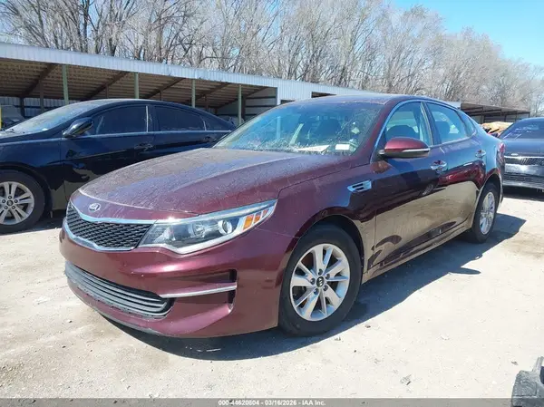 5XXGT4L35HG163238 2017 KIA OPTIMA - Image 2
