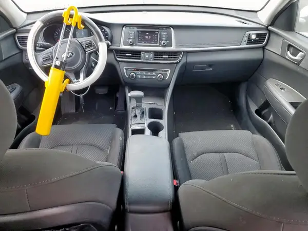 5XXGT4L35HG167385 2017 KIA OPTIMA - Image 8