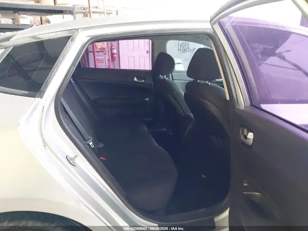 5XXGT4L35HG167774 2017 KIA OPTIMA - Image 8