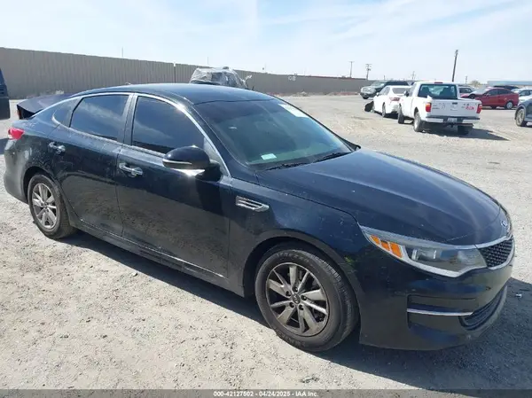 5XXGT4L35JG179378 2018 KIA OPTIMA - Image 1