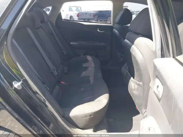 5XXGT4L35JG179378 2018 KIA OPTIMA - Image 8