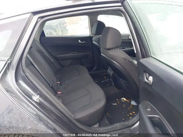 5XXGT4L35JG180322 2018 KIA OPTIMA - Image 8
