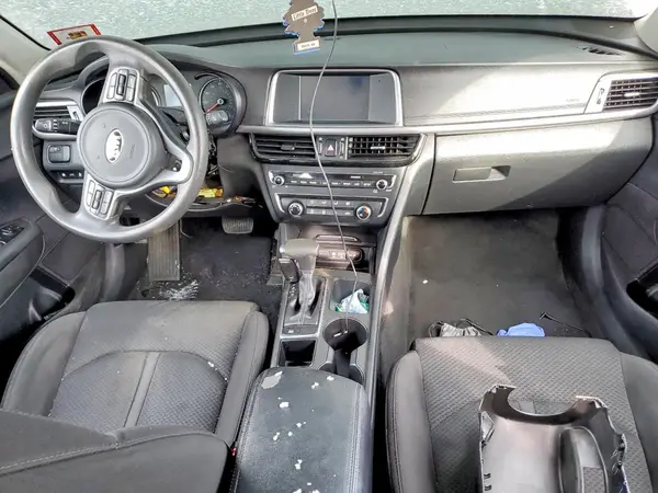 5XXGT4L35JG183883 2018 KIA OPTIMA - Image 8