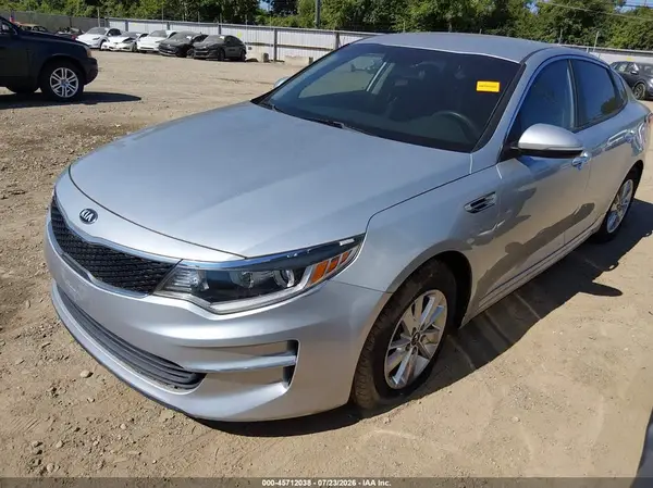 5XXGT4L35JG186363 2018 KIA OPTIMA - Image 2