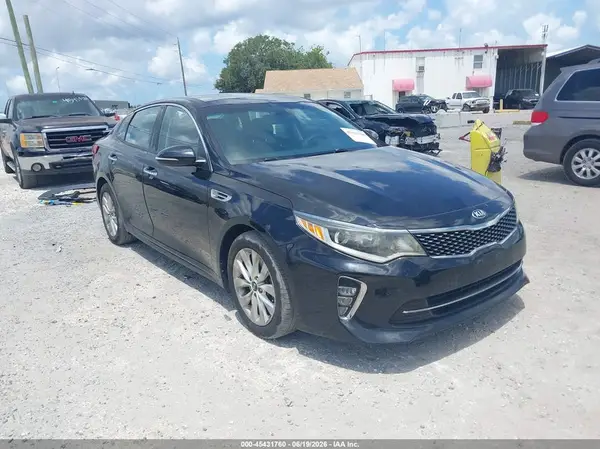 5XXGT4L35JG188081 2018 KIA OPTIMA - Image 1