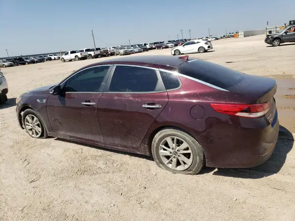 5XXGT4L35JG189988 2018 KIA OPTIMA - Image 2