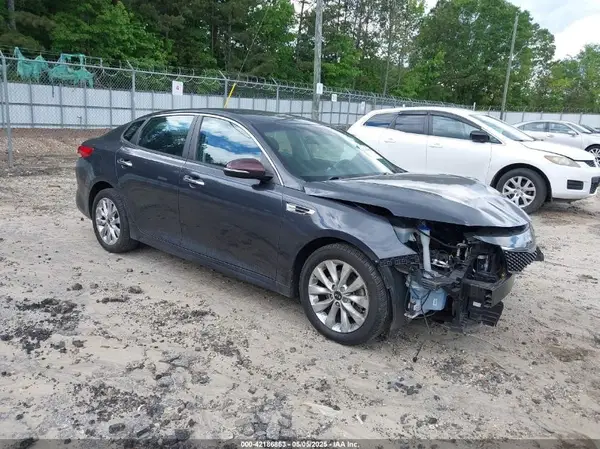 5XXGT4L35JG190784 2018 KIA OPTIMA - Image 1
