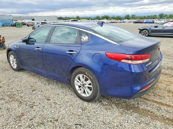 5XXGT4L35JG191532 2018 KIA OPTIMA - Image 2
