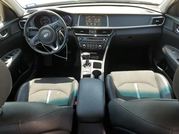 5XXGT4L35JG191868 2018 KIA OPTIMA - Image 8