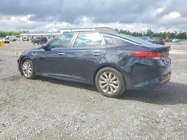 5XXGT4L35JG199386 2018 KIA OPTIMA - Image 2