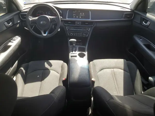 5XXGT4L35JG199758 2018 KIA OPTIMA - Image 8
