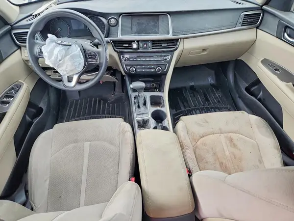 5XXGT4L35JG200102 2018 KIA OPTIMA - Image 8