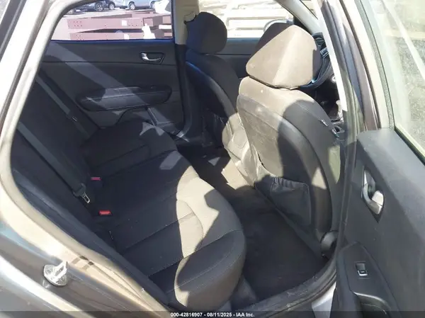 5XXGT4L35JG203730 2018 KIA OPTIMA - Image 8
